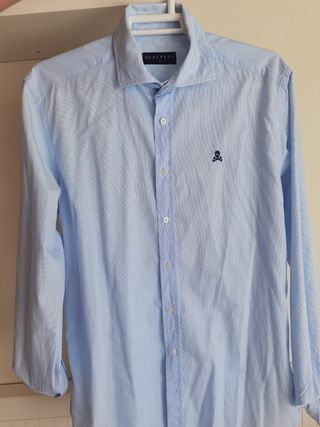 Camisa Scalpers talla 41 de segunda mano por 20 EUR en Madrid en WALLAPOP