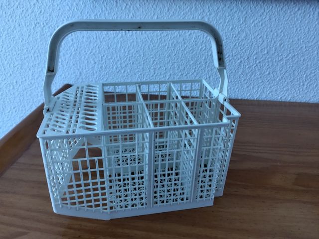 cesta de lavavajillas