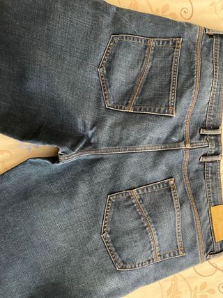 Pantalón vaquero emidio tucci de segunda mano por 11 EUR en Vigo en WALLAPOP