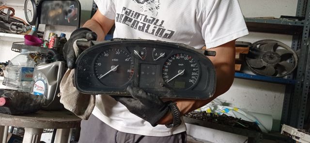 cuentakilómetros renault