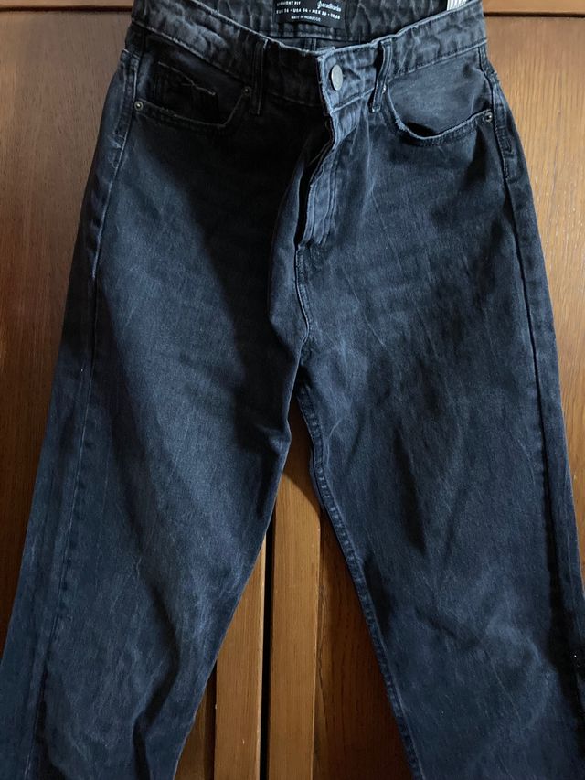 Pantalones negros anchos