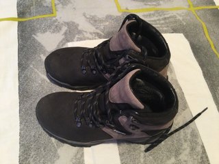 Botas de montaña mujer. Columbia Omni-tech de segunda mano por 50 EUR en  Manresa en WALLAPOP