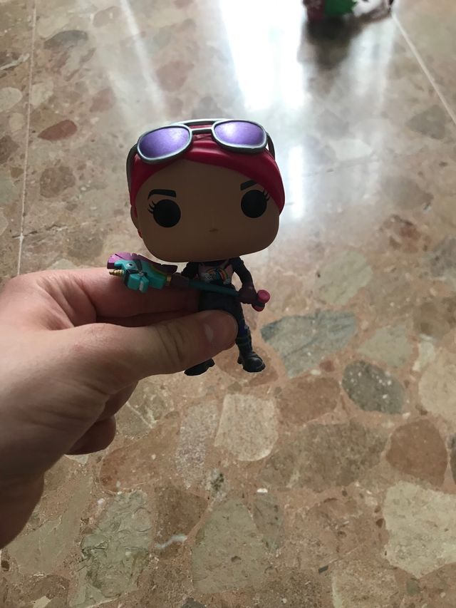 FIGURA FUNKO POP ZOEY FORTNITE