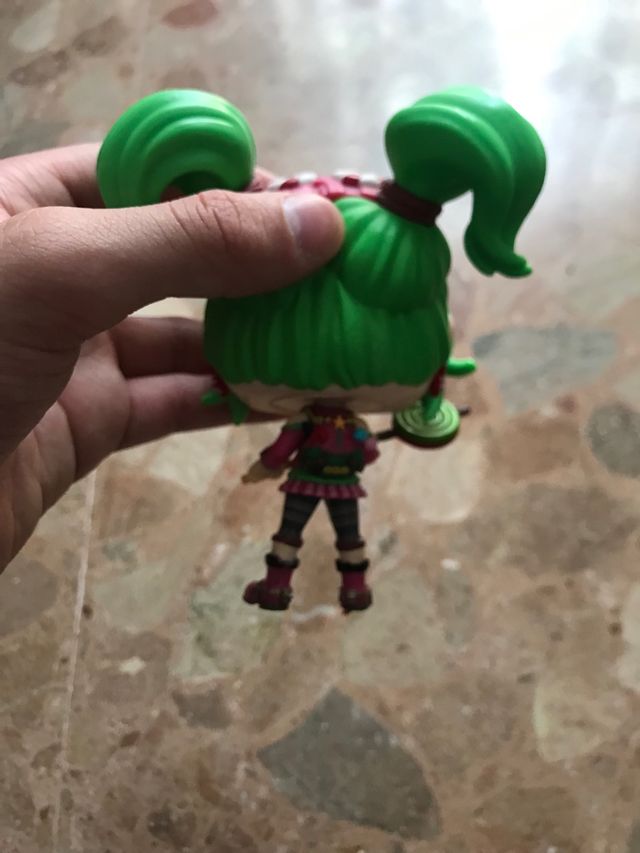 FIGURA FUNKO POP ZOEY FORTNITE