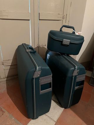 Juego de maletas Samsonite de segunda mano por 60 EUR en Villarreal en  WALLAPOP