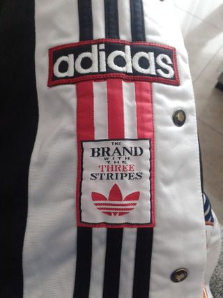 Pantalón adidas brand vintage de segunda mano por 35 EUR en Granollers en  WALLAPOP