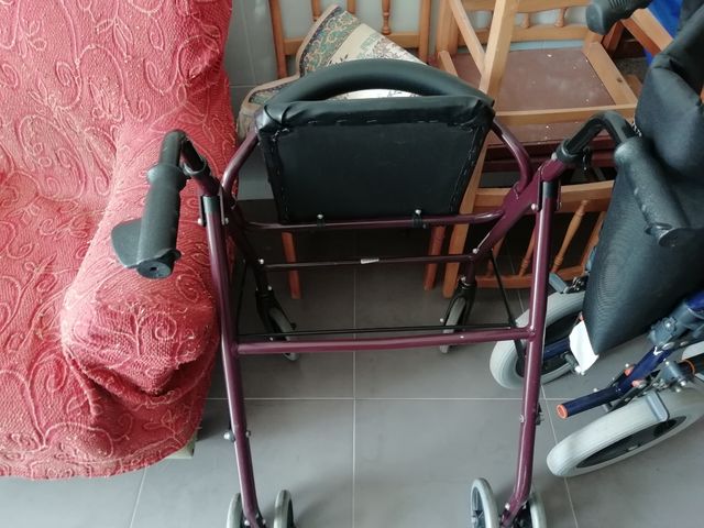 Andador Persona Mayor ortopedia