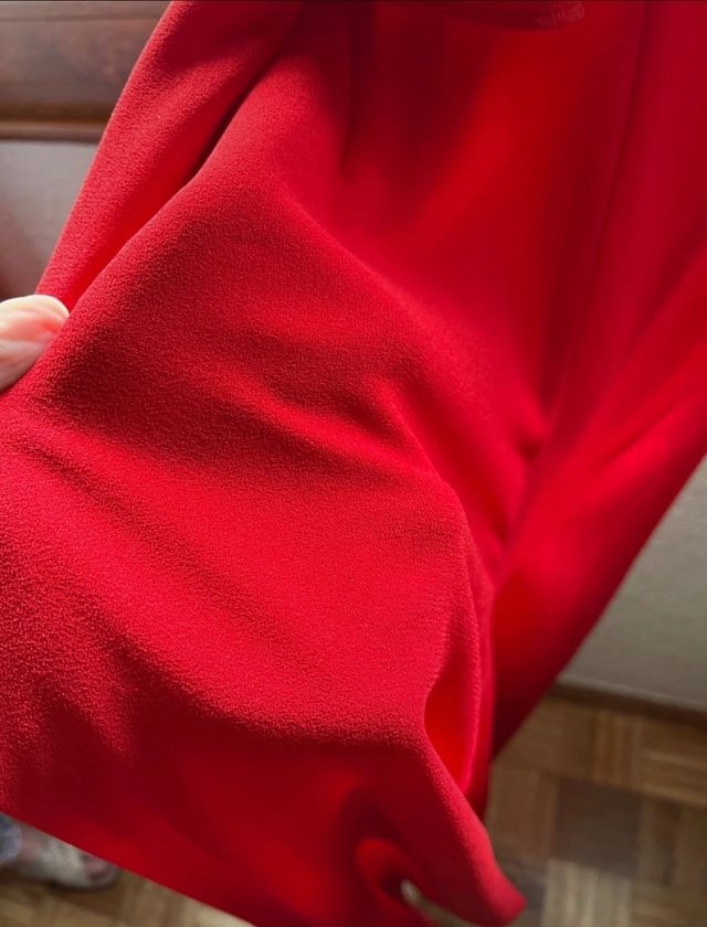 Mono largo rojo Zara