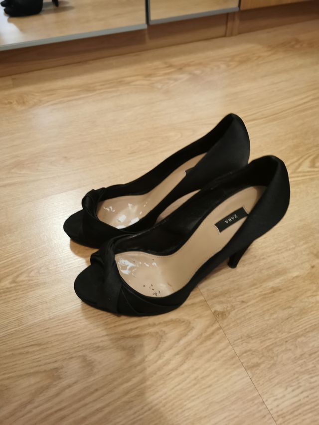 Zapatos de tacón para boda ZARA