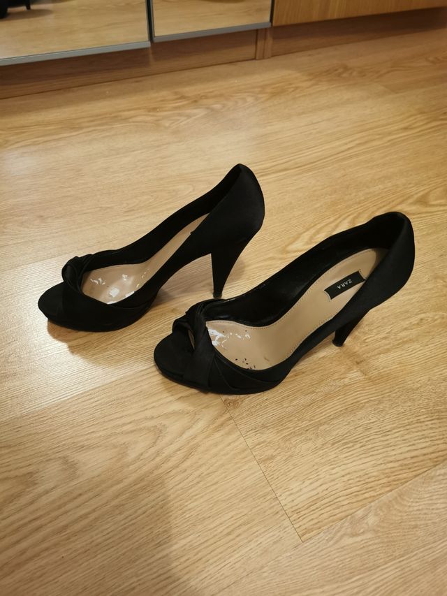Zapatos de tacón para boda ZARA