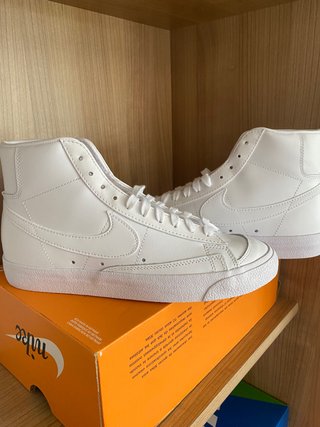 Nike Blazer Vntg 77 Triple White 40.5 mujer de segunda mano por 100 EUR en  Murcia en WALLAPOP