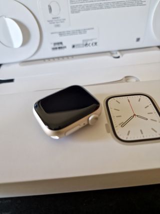 Applewatch series 7 41 + Factura Corte Inglés de segunda mano por 340 EUR  en Almería en WALLAPOP