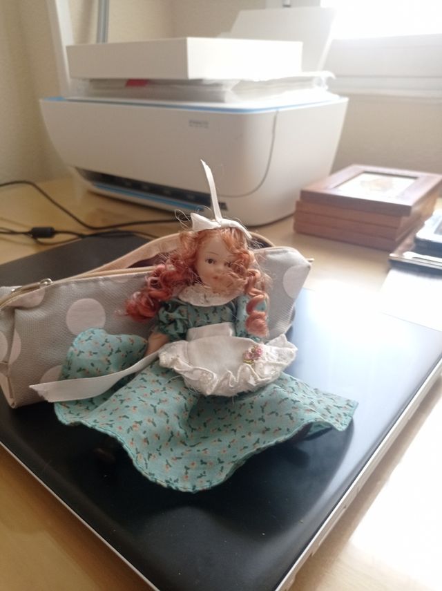 Se venden muñecas de Porcelana