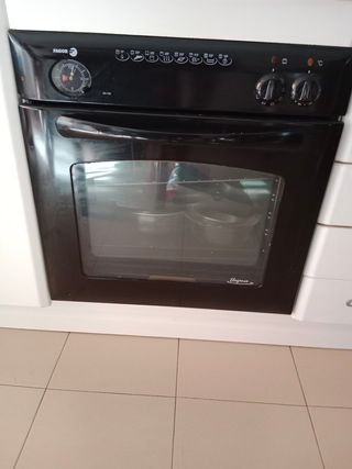 Horno de segunda mano por 20 EUR en Sevilla en WALLAPOP