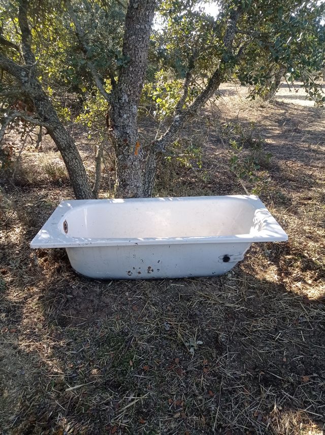 Se venden Bañeras bebederos