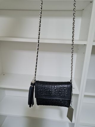 Bolso fiesta PEDRO DEL HIERRO de piel de segunda mano por 50 EUR en Madrid  en WALLAPOP