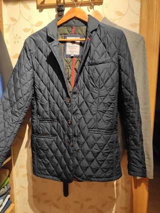 Chaqueta hombre Álvaro Moreno de segunda mano por 15 EUR en Las Torres de  Cotillas en WALLAPOP