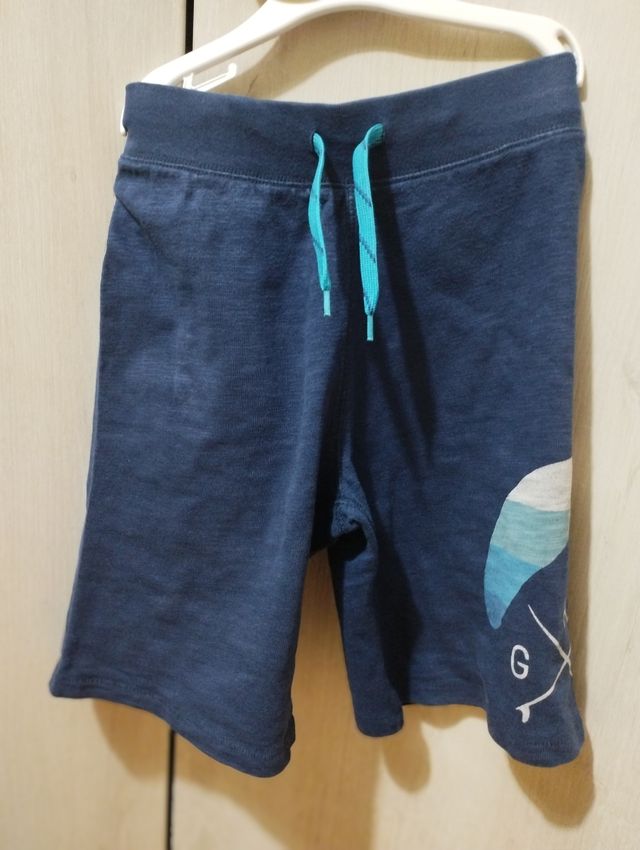 Gap bermuda larga niño 8-10 años