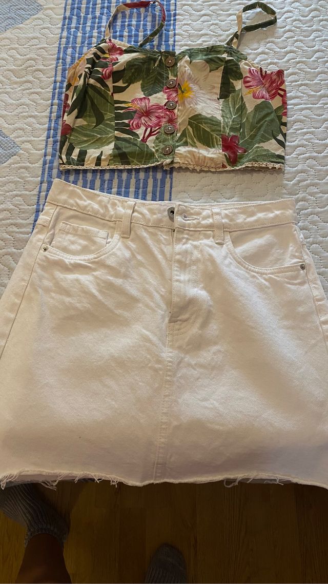 Falsa vaquera blanca