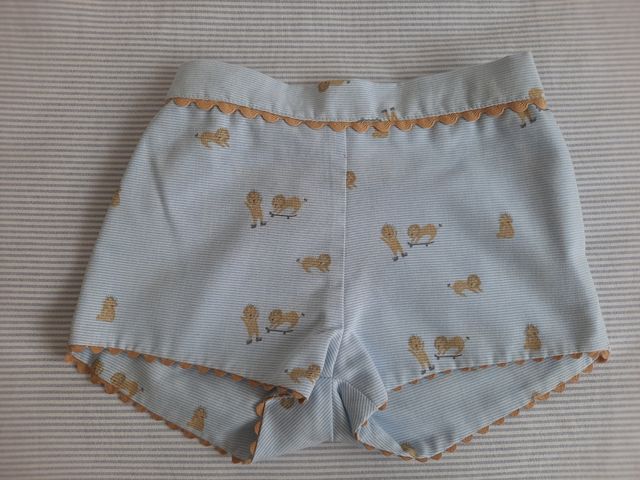 lote de pantalones.36 meses
