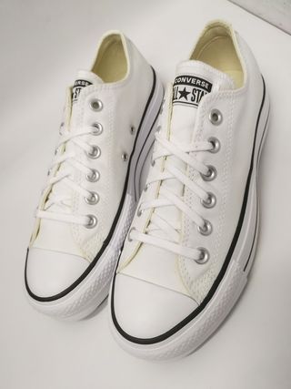 Converse Plataforma 38 Nuevas de segunda mano por 58 EUR en Valencia en  WALLAPOP