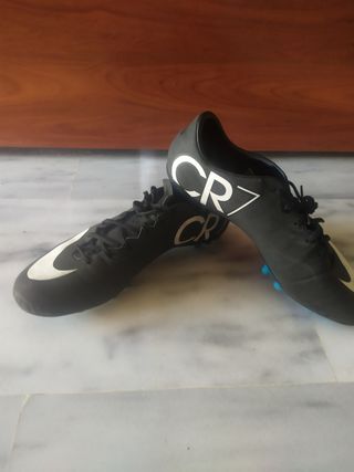 Botas de fútbol Cr7 de segunda mano en WALLAPOP