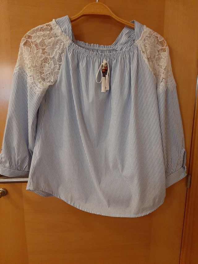 Blusa y cuatro prendas más