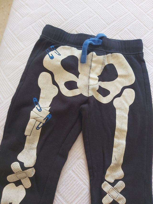 pantalón de chándal.