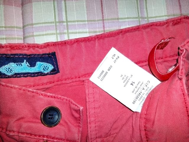 Lote de Bermudas niño 1 € cada una.