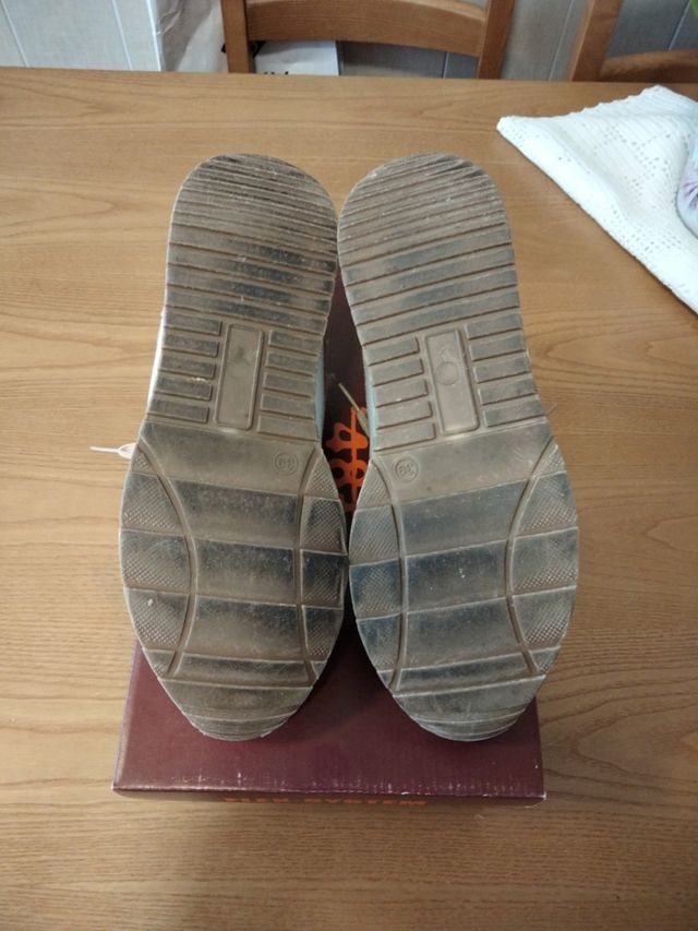 Deportivas niña número 39