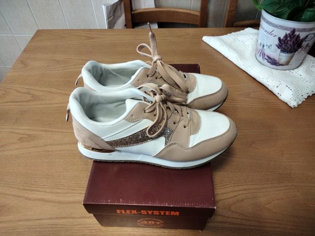 Deportivas niña número 39