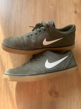 Nike SB (45\\'5) de segunda mano por 35 EUR en Terrassa en WALLAPOP