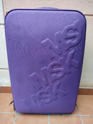 Maleta de viaje de segunda mano en Badajoz en WALLAPOP