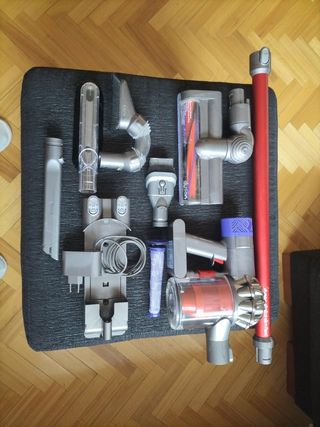 Dyson V6 excelente estado de segunda mano por 120 EUR en Madrid en WALLAPOP