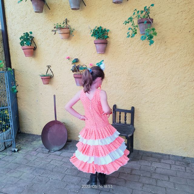 Traje sevillana niña
