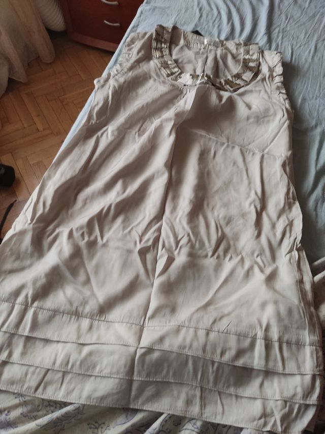 Vestido con pedrería