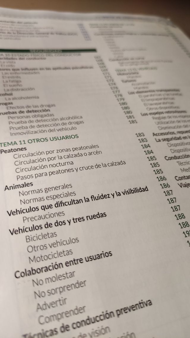 Libro autoescuela Singuerlin