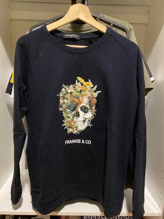 Sudadera Frankie \u0026amp; Co de segunda mano por 6 EUR en Zaragoza en WALLAPOP