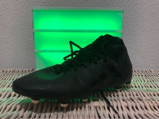 Botas de fútbol gama alta de segunda mano en WALLAPOP