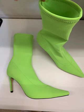 Botines Zara mujer de segunda mano en Valencia en WALLAPOP