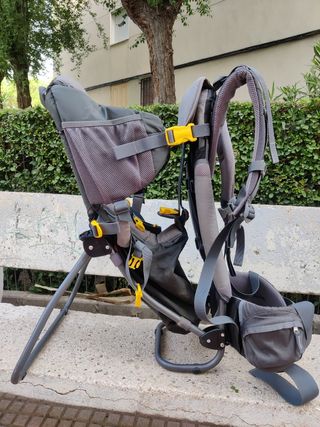 Mochilas portabebes trekking de segunda mano en WALLAPOP