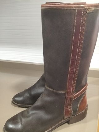Botas camperas auténticas mujer T.40 de segunda mano por 60 EUR en Madrid  en WALLAPOP