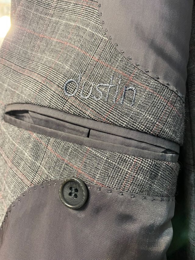 Traje completo Dustin