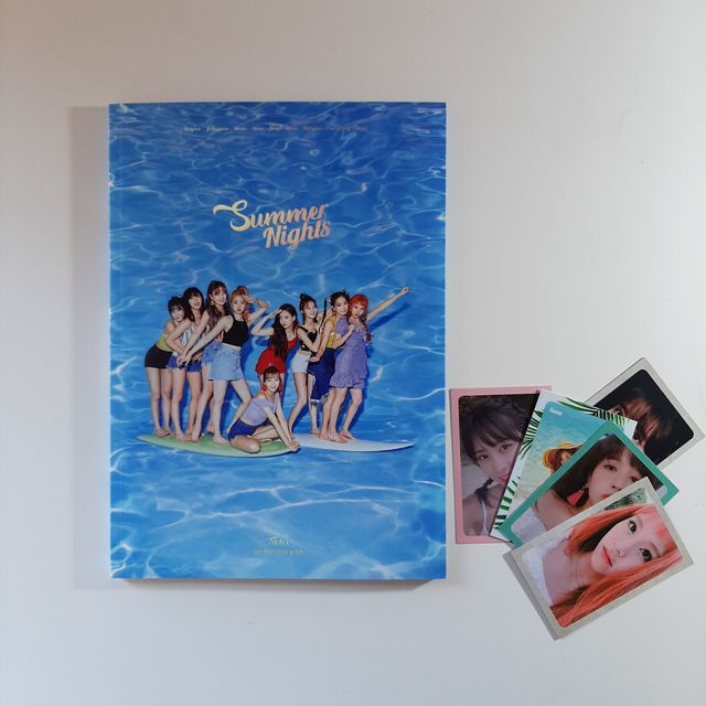 TWICE - SUMMER NIGHTS (2ND SPECIAL ALBUM) de segunda mano por 15 EUR en