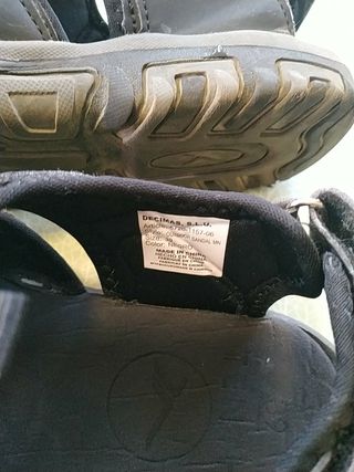 Sandalias 39 hombre niño Décimas de segunda mano por 8 EUR en Madrid en  WALLAPOP