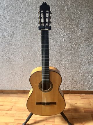 Guitarra flamenca de segunda mano en Mataró en WALLAPOP