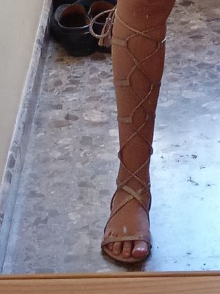 Sandalias tipo romanas de segunda mano por 6 EUR en Valencia en WALLAPOP