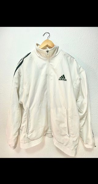 Chaqueta Adidas vintage de segunda mano en Valencia en WALLAPOP