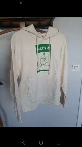 Sudadera Adidas de segunda mano por 25 EUR en Vigo en WALLAPOP