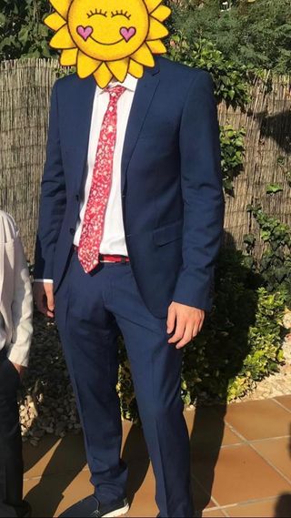 Traje hombre Macson de segunda mano por 45 EUR en Palau-Solita I Plegamans  en WALLAPOP